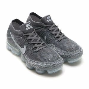 Nike VaporMax Flynit In Asphalt Grey